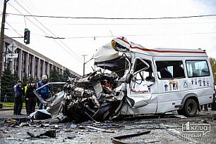 Резонансное ДТП в Кривом Роге: водитель маршрутки не приходит в себя