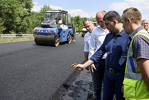 За халтуру платити не будемо, - Гройсман про ремонти доріг