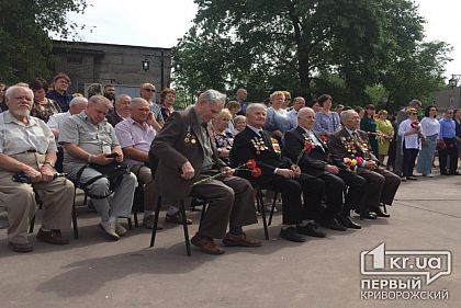 Горожане почтили память погибших сотрудников Криворожстали