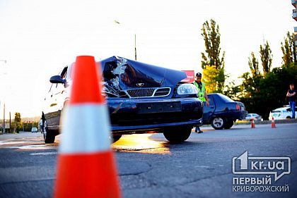Водитель легковушки пострадал во время ДТП в Кривом Роге
