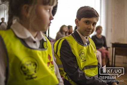 Патрульних просять попрацювати з автомобілістами, аби не страждали школярі Кривого Рогу