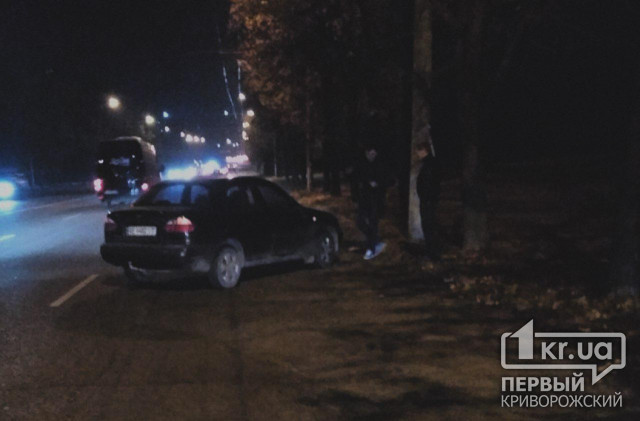 Вечером в Кривом Роге автомобиль сбил пешехода
