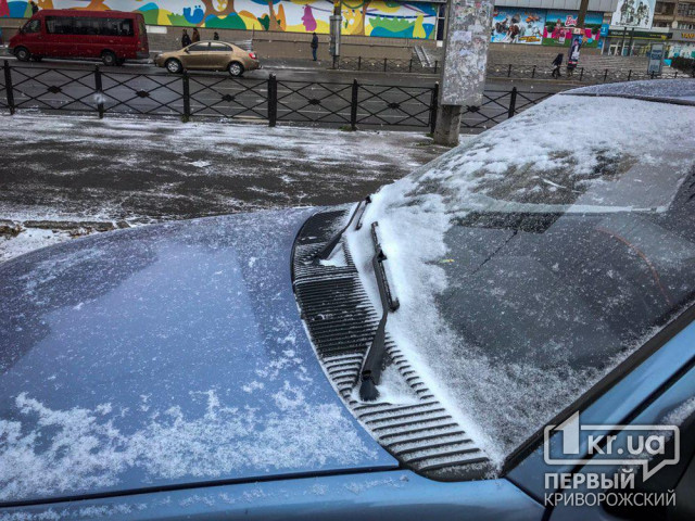 Куда обращаться автомобилистам, которые застряли на автотрассе во время снегопада