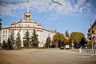 Жовтневый район — один из крупнейших районов горнорудного Кривбасса