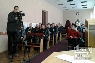Общественность не разрешила перевозчикам Кривого Рога повысить стоимость проезда