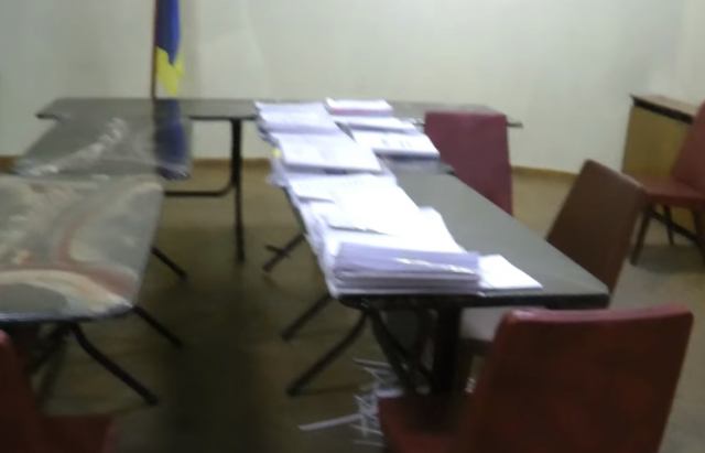 Саксаганская избирательная комиссия ночью вскрыла помещение архива избиркома