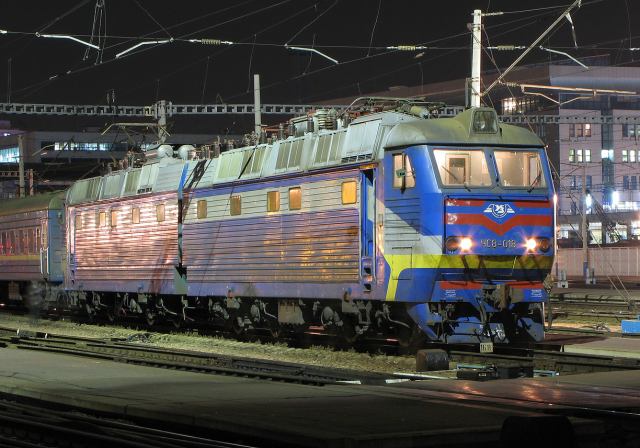 «Укрзалізниця» вводит новое расписание курсирования поездов: 53 новых и отмена 48 ночных поездов