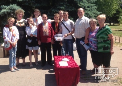 Криворожские активисты провели благотворительный концерт для сбора средст воинам АТО