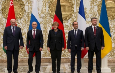 В сети появились фото Минской декларации президентов