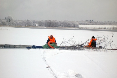 Сотрудники ГСЧС Кривого Рога спасли рыбака который перекинулся с лодки