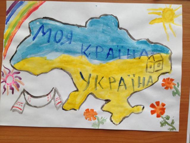 Десятки тисяч вісточок передали діти Дніпропетровщини бійцям АТО