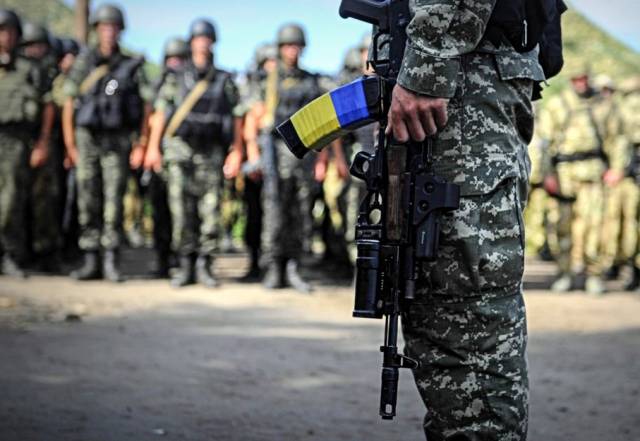 В этом году украинцы отдали более 6 млрд. гривен военного сбора