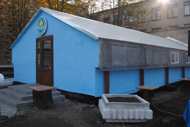 Центральный ГОК благоустроил тепличный комплекс в Саксаганском районе
