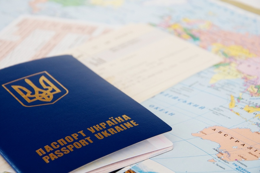 Для изготовления паспортов нового образца Кабмин выделил 50 млн гривен