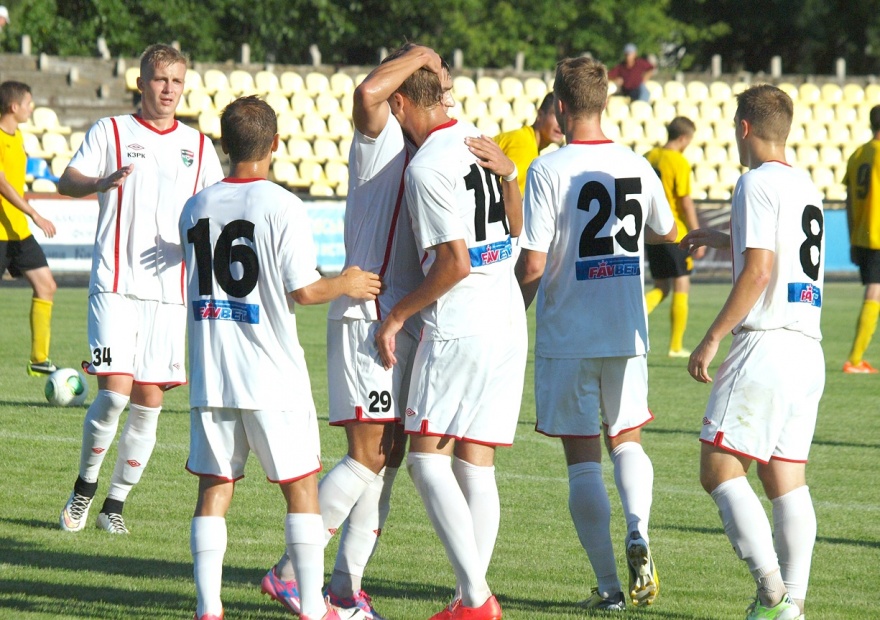 «Горняк» вырвал победу у киевлян в дебютном домашнем матче