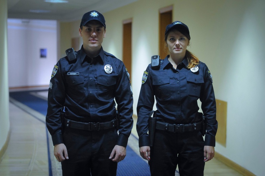 Більше 300 жінок подали анкети до патрульної служби Дніпропетровщини