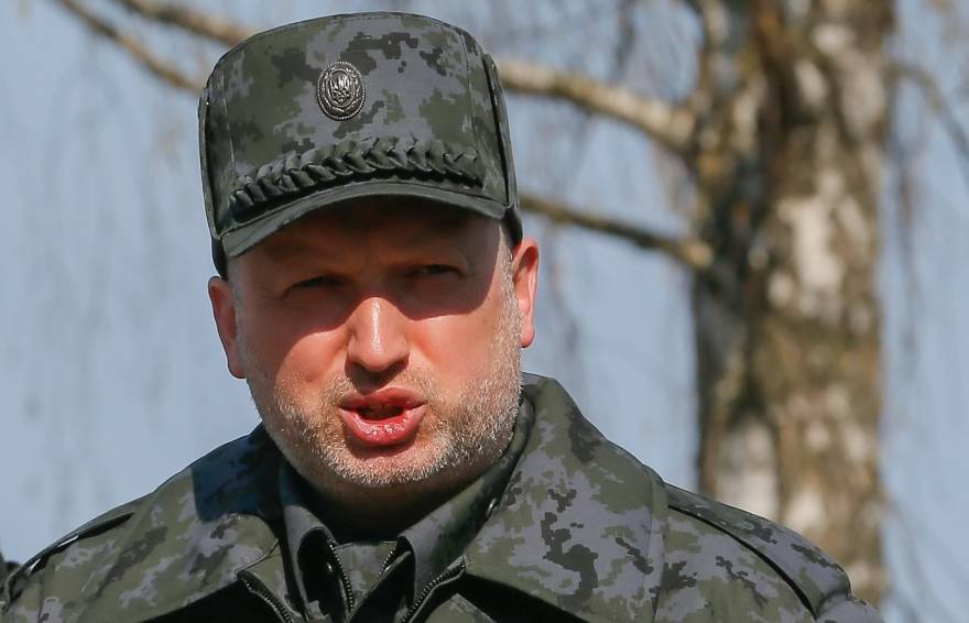 В Украине могут ввести военное положение, - Турчинов