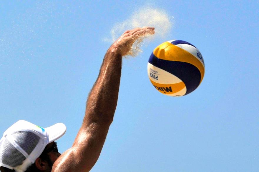 Криворожская команда стала триумфатором турнира по пляжному волейболу