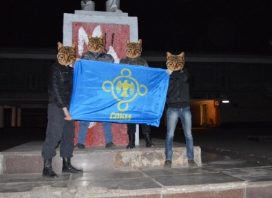 Криворожские активисты снесли три памятника в Николаевской области