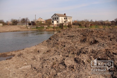 Где захоронят собранный в реке Ингулец токсичный ил?