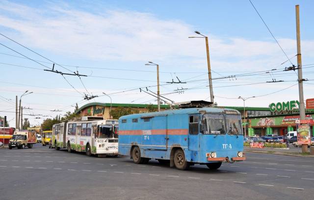 В Кривом Роге троллейбус-«гармошка» после ремонта отработал всего 4 дня