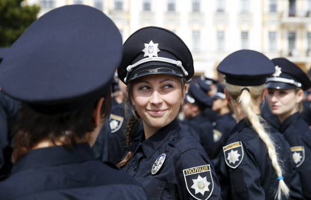 До конца года в Украине будет 10 тыс. полицейских, - Аваков