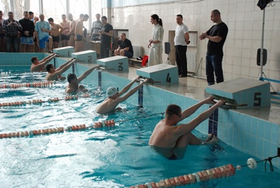 Криворожские милиционеры заняли призовые места на чемпионате ГУ МВД по плаванию