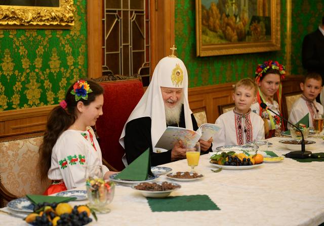 Криворожский ансамбль «Горицвiт» отправился в паломничество к патриарху Кириллу
