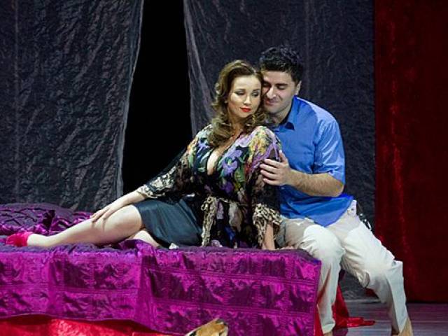 Анфиса Чехова и Ко разыграют комедию на сцене криворожского театра