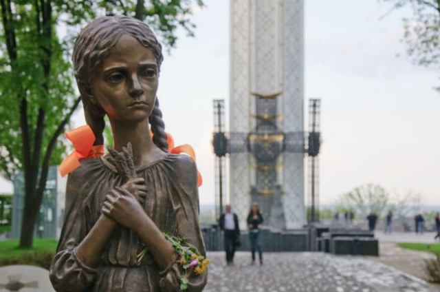 Криворожан призывают присоединиться к всеукраинской «минуте молчания»в память о жертвах Голодомора
