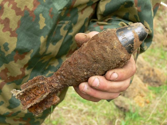 На территории «АМКР» были найдены 2 боеприпаса времен Второй Мировой