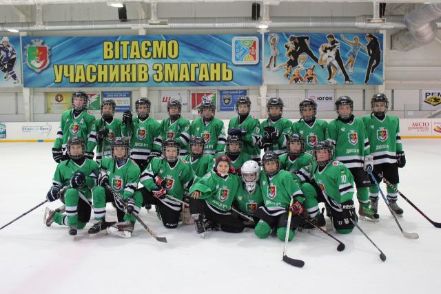 Хоккейная команда «Кривбасс-2006» одержала уверенную победу у гостей из Донецка