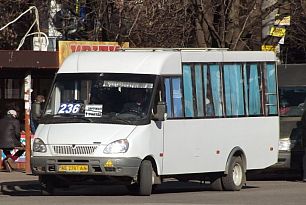 Водители маршруток на 25 мест должны перевозить двоих льготников, а не одного