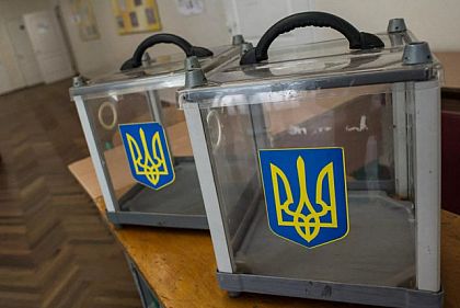 Правоохранители просят украинцев воздержаться от селфи в кабинке для голосования