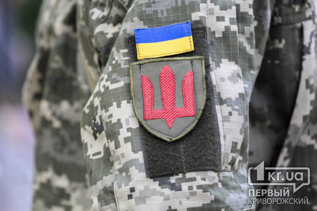 Низький уклін героям: 6 грудня українці дякують захисникам