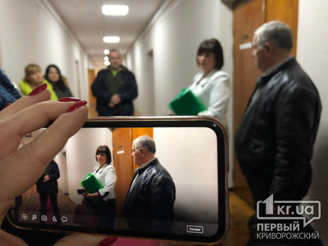 В знак протеста депутаты «Оппоблока» прекратили заседание комиссии по вопросам образования в Кривом Роге