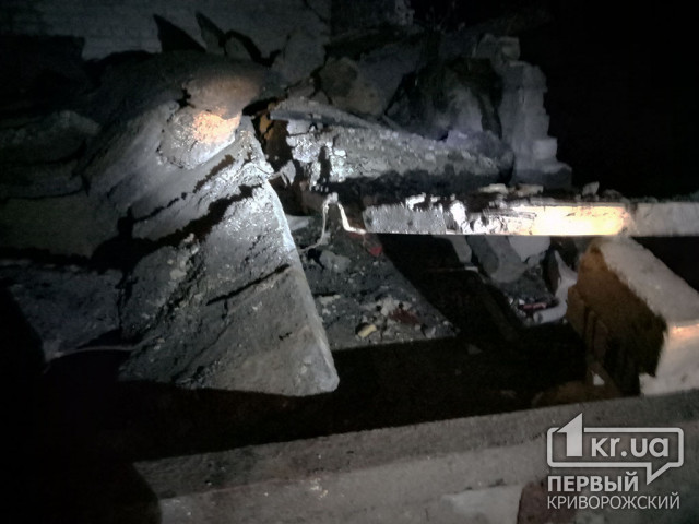 В Апостоловском районе мужчину насмерть привалило бетонной плитой