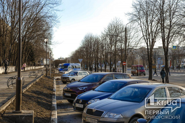 На дахах українських ТРЦ можуть з’явитися автомобільні парковки