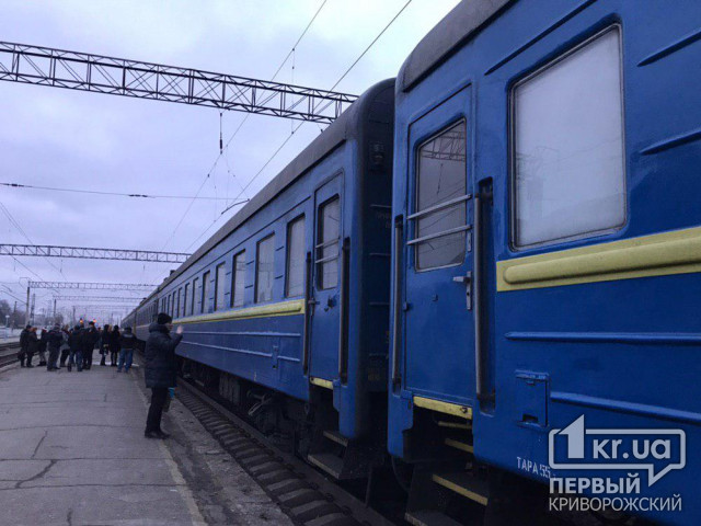 До 8 березня Укрзалізниця призначила 17 додаткових поїздів