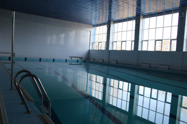 В Кривом Роге отремонтировали бассейн в одном из дворцов спорта