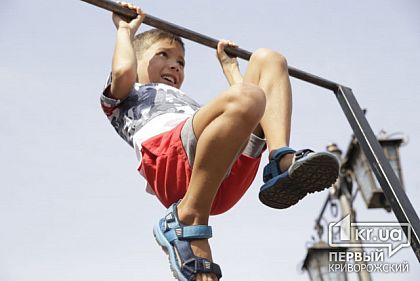 Ежегодный World pull-up day в Кривом Роге стартовал на проспекте Почтовый