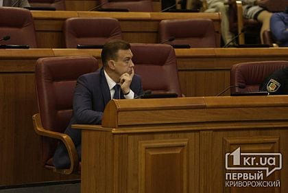 Мэр Кривого Рога опять остался без правой руки