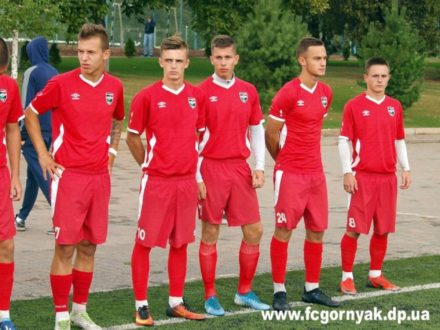Криворожский «Горняк U-19» обыграл запорожский ФК