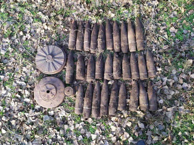 В селе под Кривым Рогом нашли схрон со снарядами времен Второй мировой войны