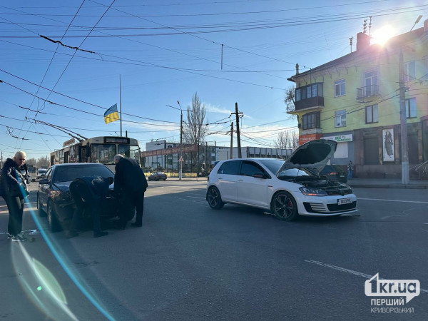 возле 95 квартала произошло ДТП ДТП Кривой Рог
