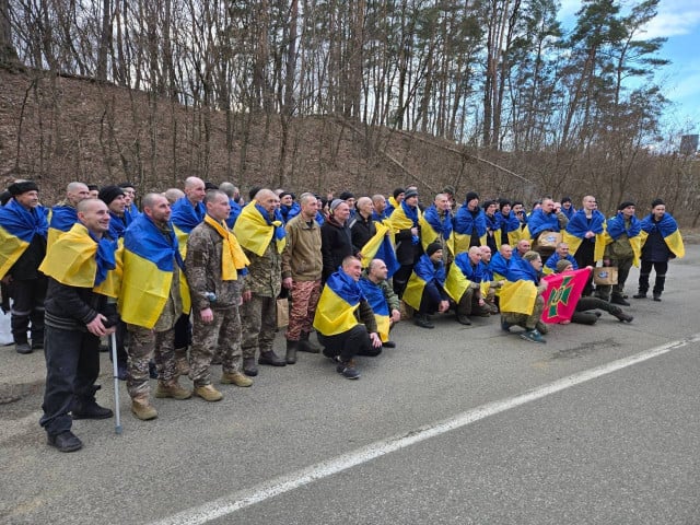 Из российского плена в Украину вернулись 197 украинцев