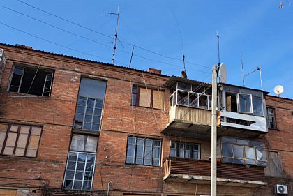 Били артиллерией и беспилотниками: оккупанты около 15 раз атаковали Никопольщину