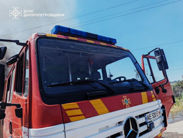 Під час ліквідації наслідків обстрілу у Кривому Розі постраждали рятувальники Під час ліквідації наслідків обстрілу у Кривому Розі постраждали рятувальники