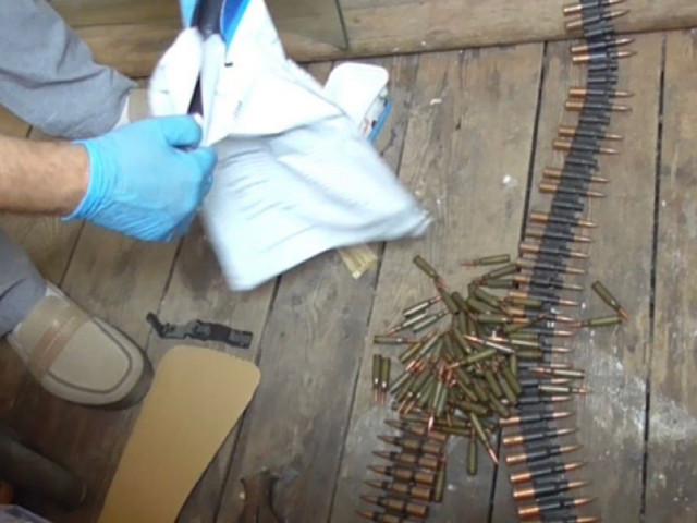 На Дніпропетровщині жінці повідомили про підозру за зберігання 150 набоїв та гранати На Дніпропетровщині жінці повідомили про підозру за зберігання 150 набоїв та гранати