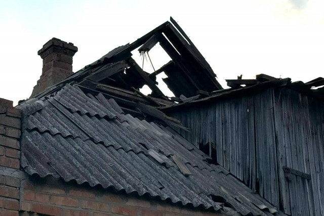 Через обстріли на Дніпропетровщині постраждали двоє чоловіків Через обстріли на Дніпропетровщині постраждали двоє чоловіків